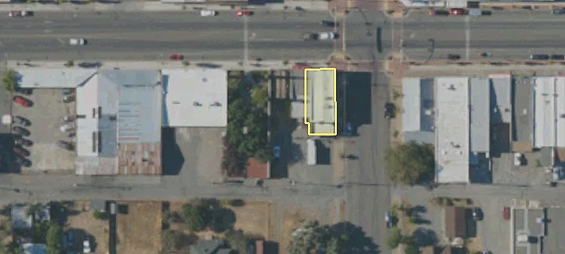 1405 Solano St