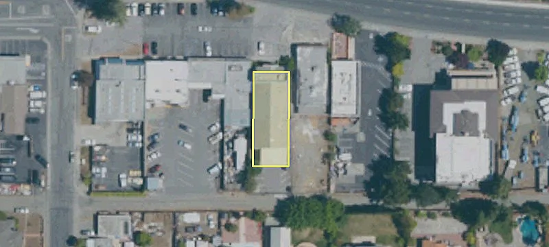950 El Camino Real