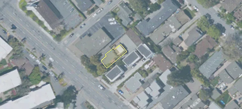 670 El Camino Real