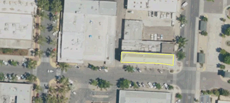 15 Oak St
