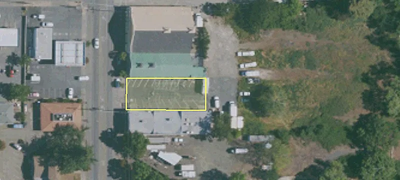 370 Main St