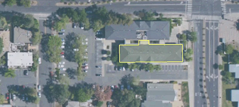 140 Gregory Ln