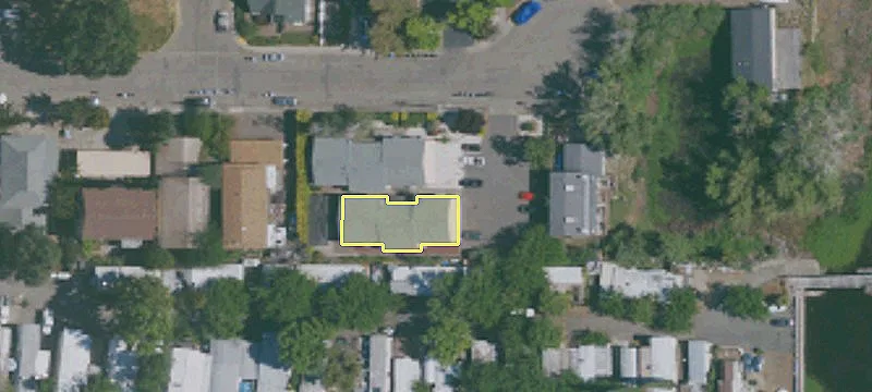 15 Royale Ave