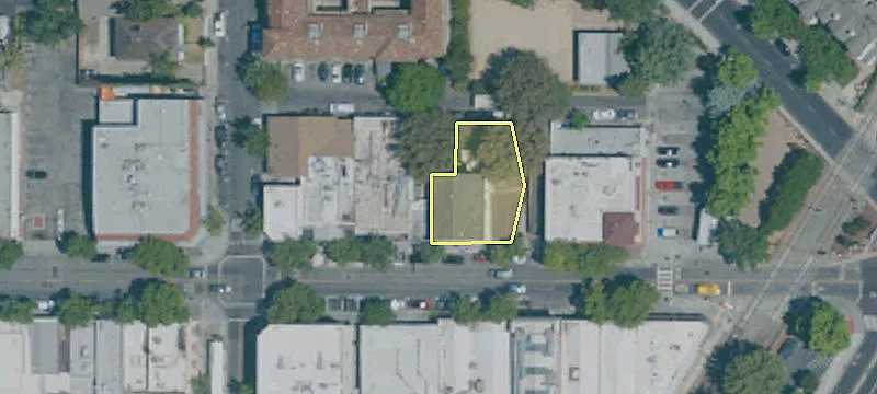 381 Campbell Ave