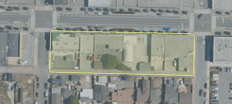 726 Broadway Ave