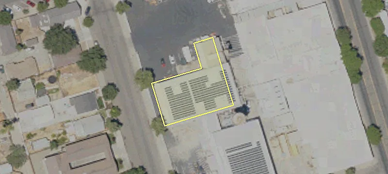 1528 Main St