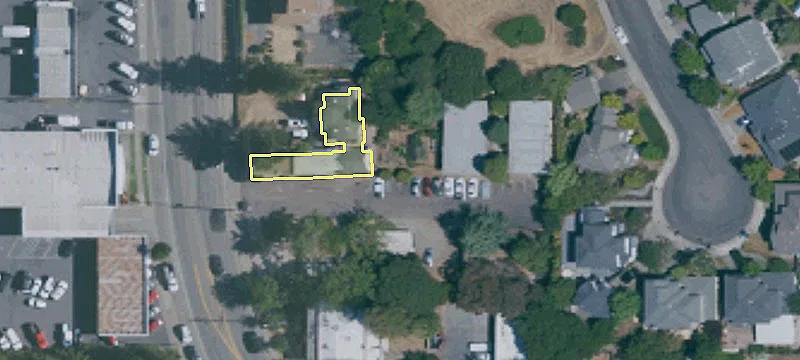 970 Healdsburg Ave