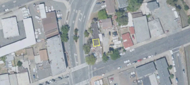 25 Parker Ave