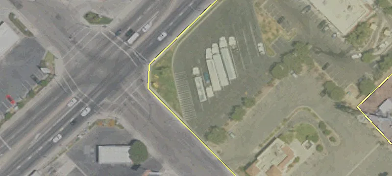 250 Robertson Blvd