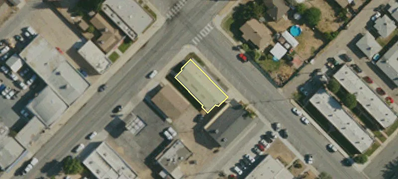 564 Central Ave