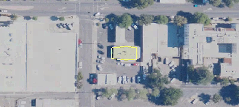 400 Main St
