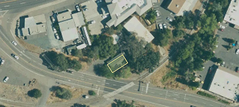 13676 Tuolumne Rd