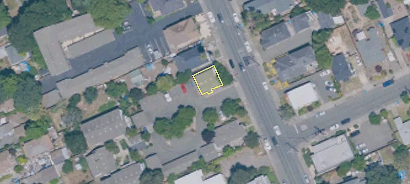319  St