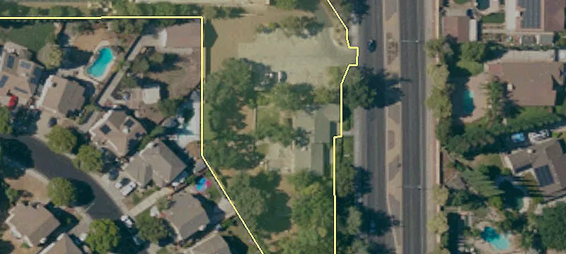 1045 Tracy Blvd