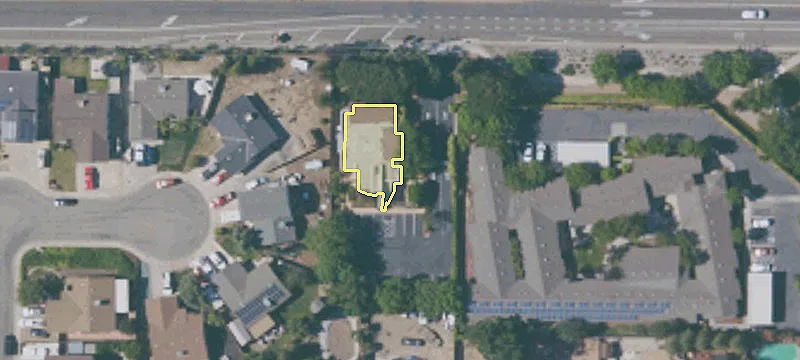 2817 Main St