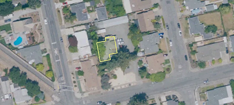 1050 Central Ave