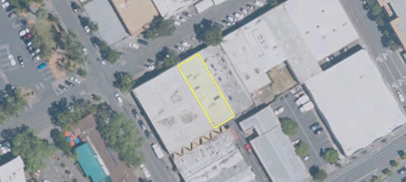 110 4th St