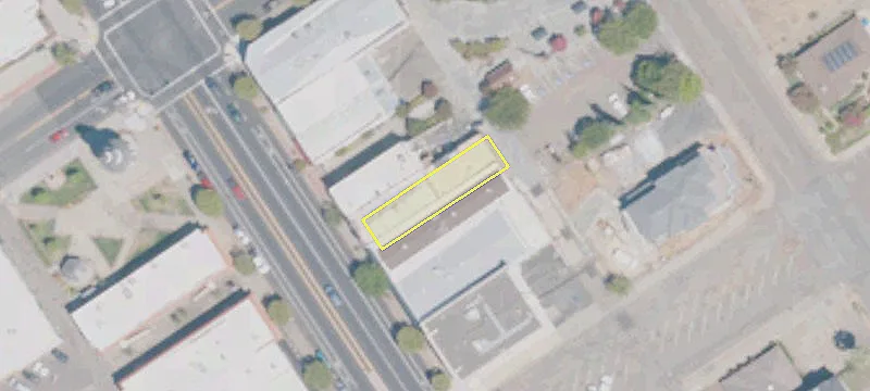 728 Main St