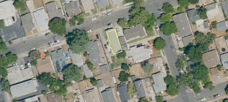 152 Pne St