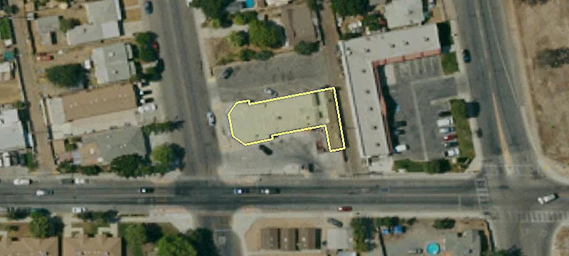 453 Garces Hwy
