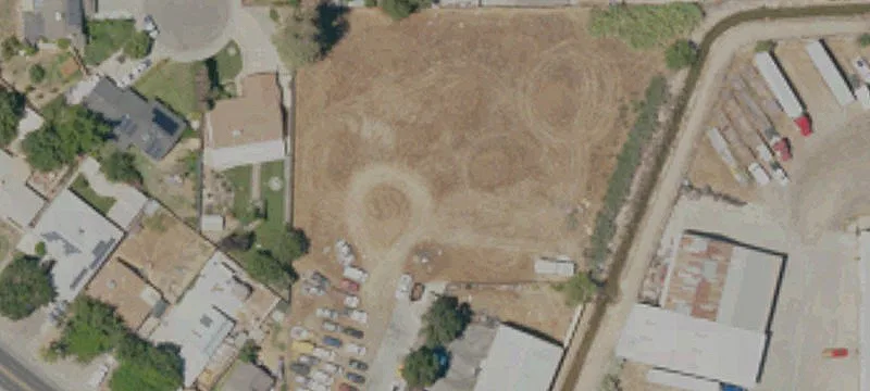 7050 Santa Fe Dr