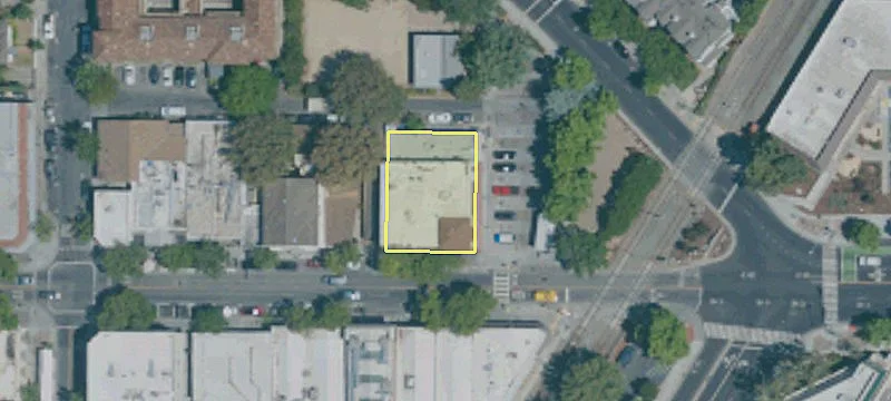 415 Campbell Ave