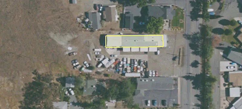 1665 Main St