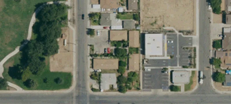 10817 Myrtle Ave