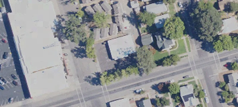 490 Sycamore St