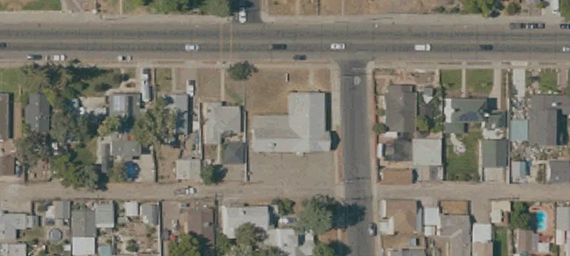702 Yosemite Ave