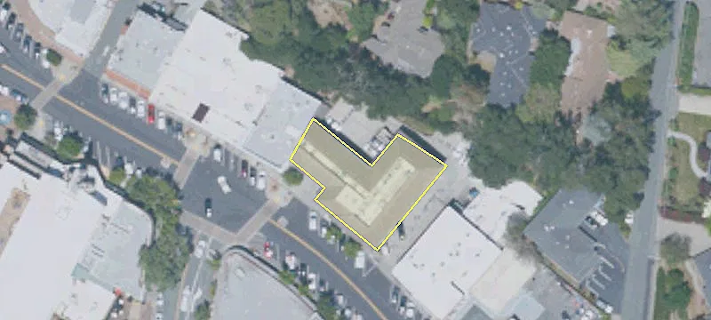 51 Moraga Way