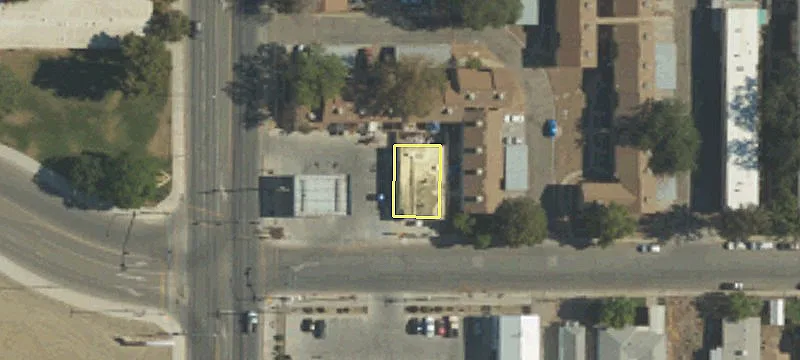 702 Elm Ave