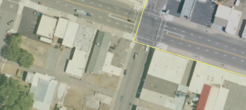 950 Main St