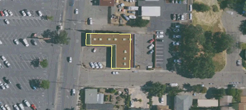 1204 Main St
