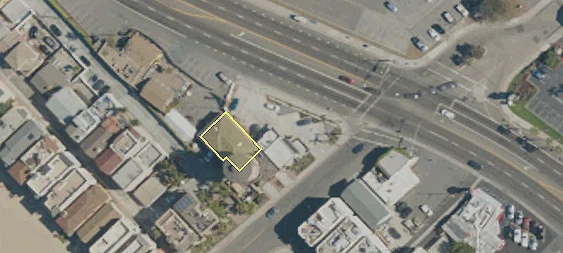 16305 Pacific Coast Hwy