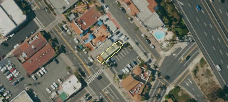 219 El Camino Real