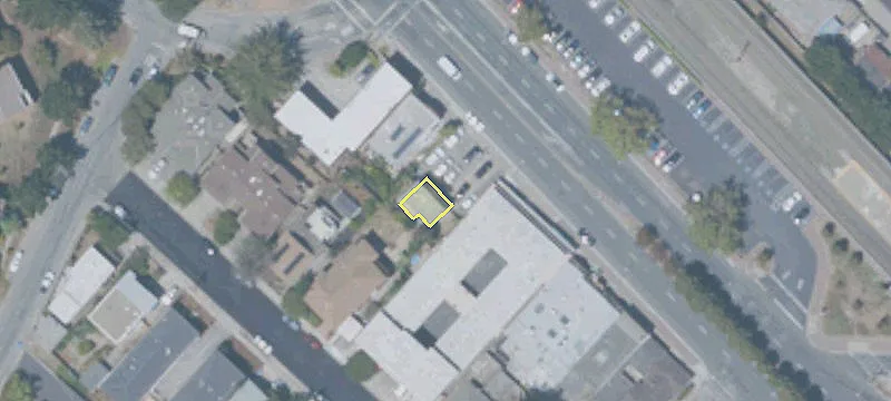 830 El Camino Real