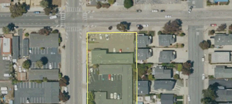 670 Main St