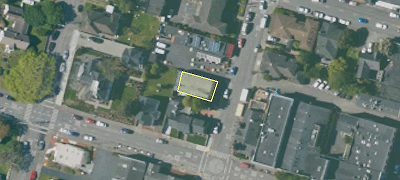 1027 I St