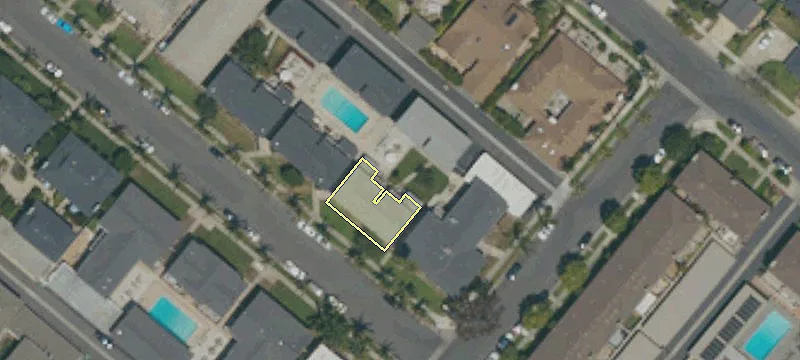 1616 Bedford Ln