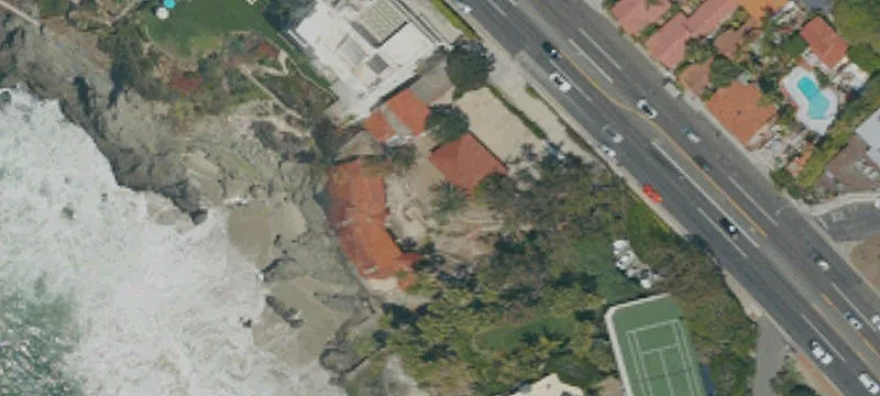 2529 Coast Hwy