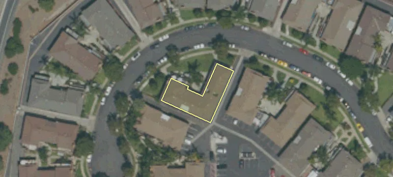 17042 Kenyon Dr