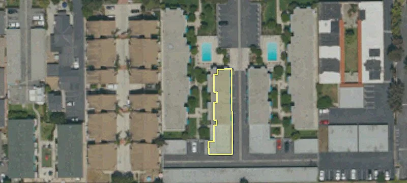 307 Avocado St
