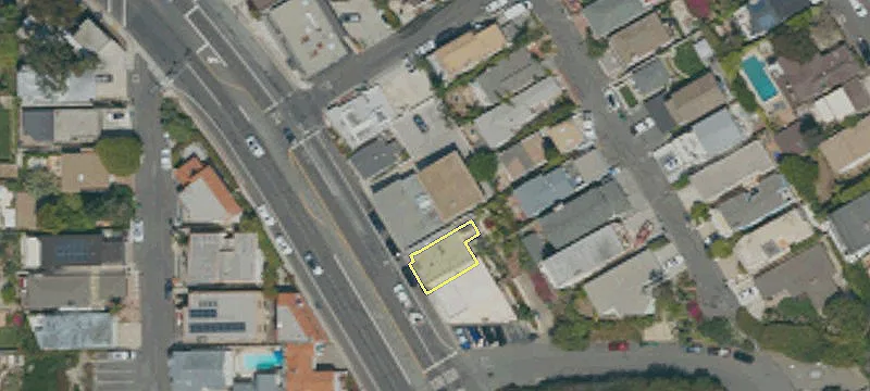 2942 Coast Hwy