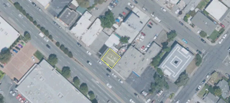 2761 El Camino Real
