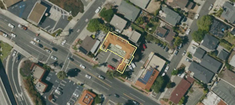 1819 El Camino Real