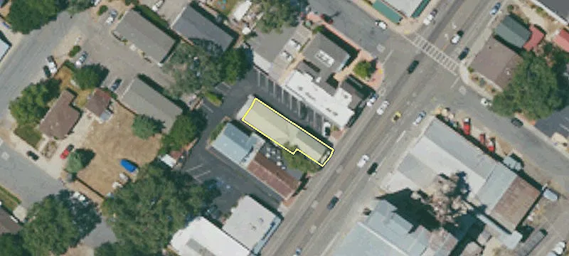 412 Main St