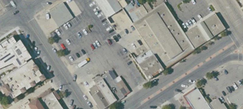 122 Broadway St