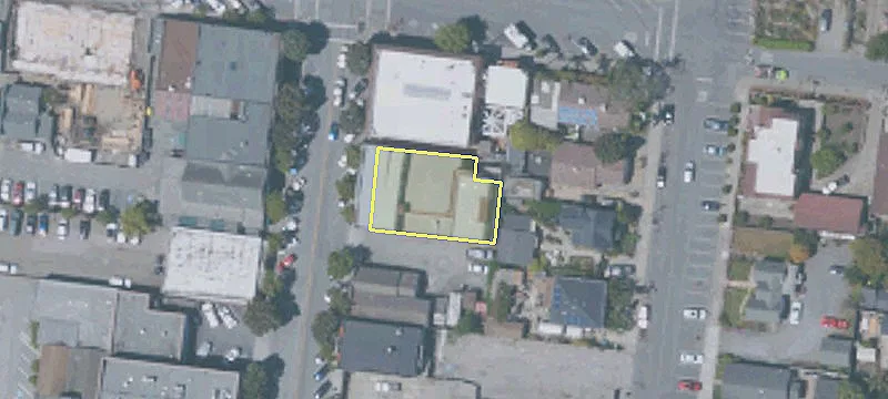 419 Main St