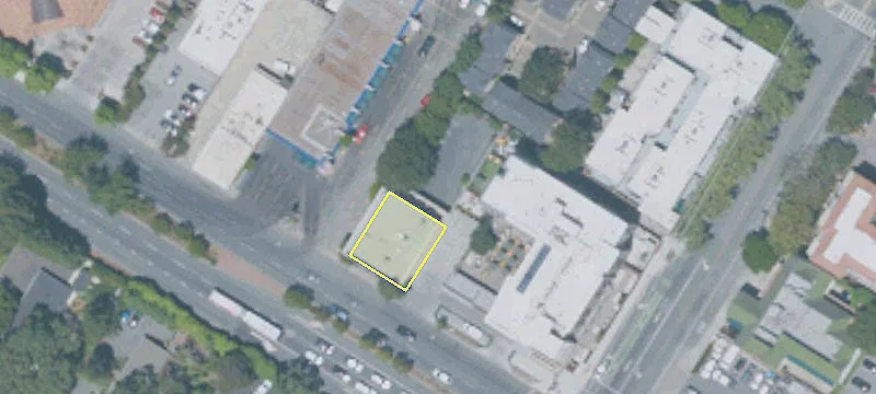 1422 El Camino Real